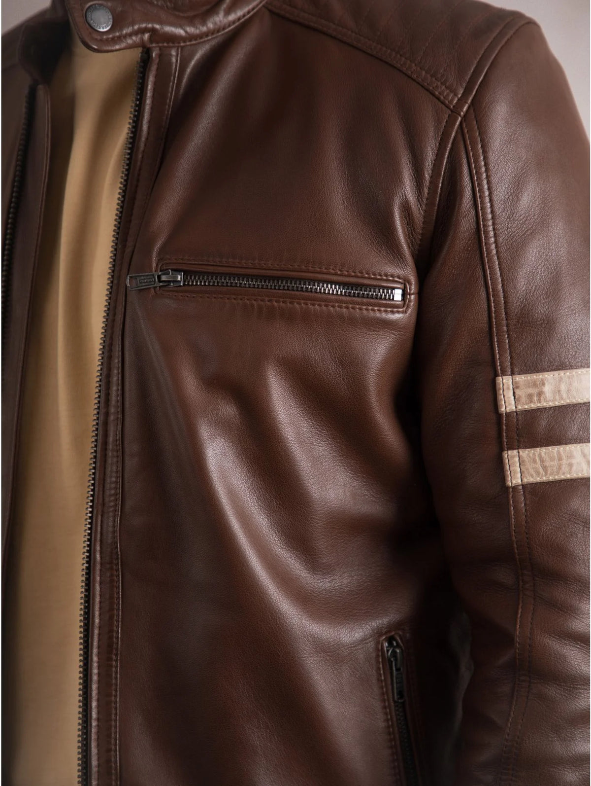 Charlie 2 quilted-shoulder leather jacket - close-up